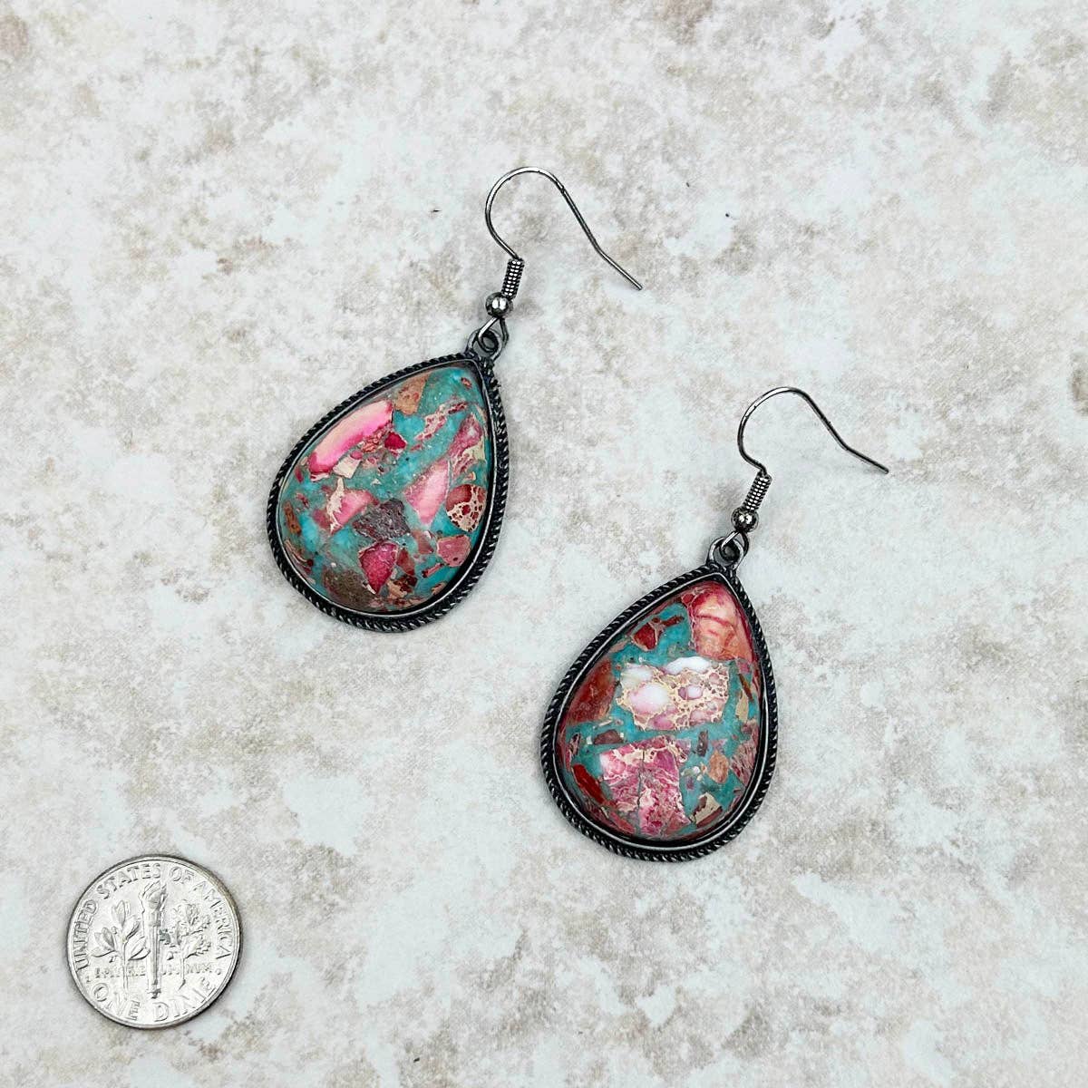 ER230530-03-A	Oyster copper turquoise teardrop Earrings